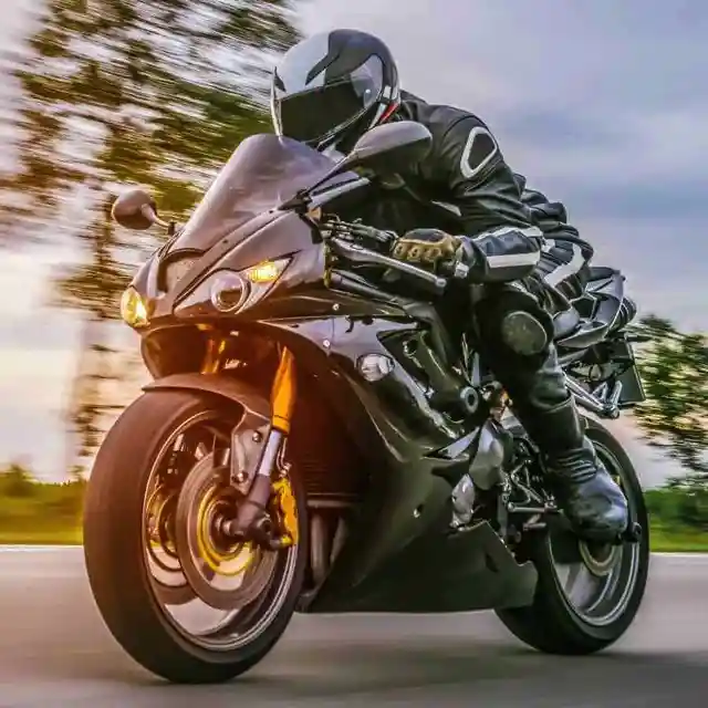 MOTOPRIX - Riding motorcycle pricing data with passion